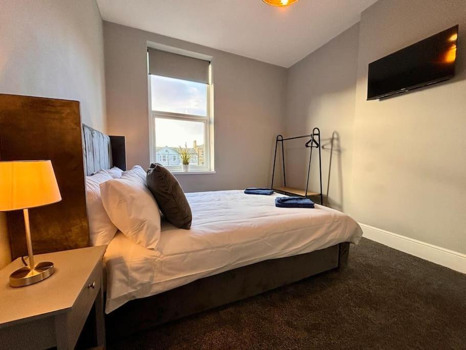 Teds Apartments-Town Centre-Apt1 블랙풀 외부 사진
