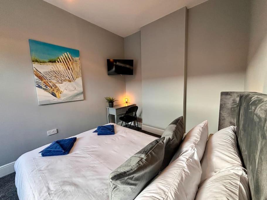 Teds Apartments-Town Centre-Apt1 블랙풀 외부 사진
